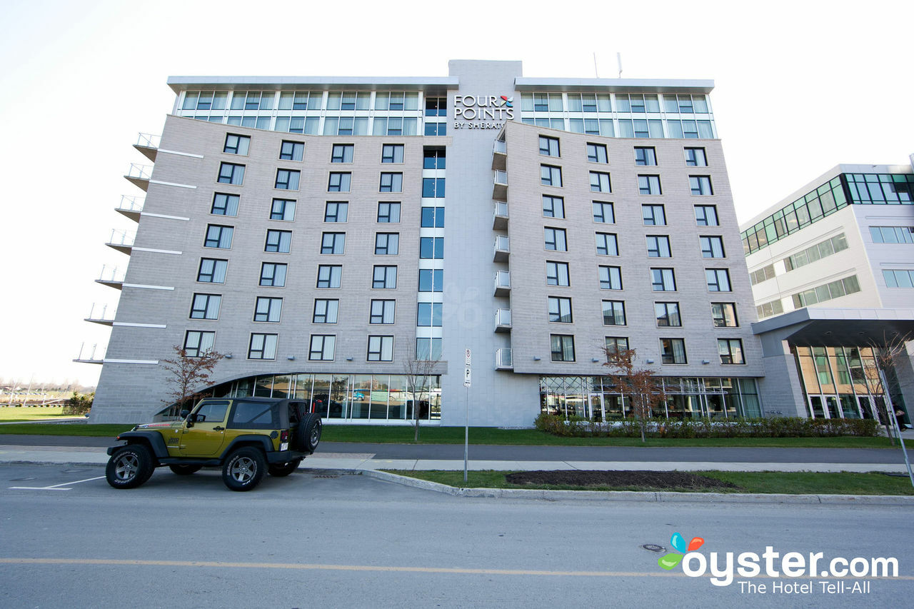 Four Points By Sheraton Levis Convention Centre Exterior photo